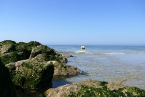 Berck Mer qui s'avance sur les rochers